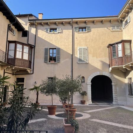 Antiche Colonne Apartment Verona Ngoại thất bức ảnh