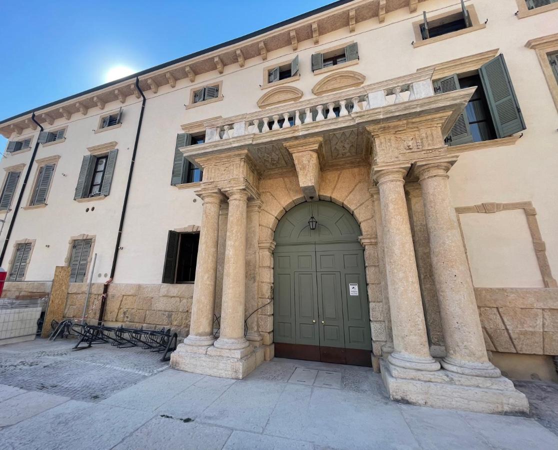Antiche Colonne Apartment Verona Ngoại thất bức ảnh